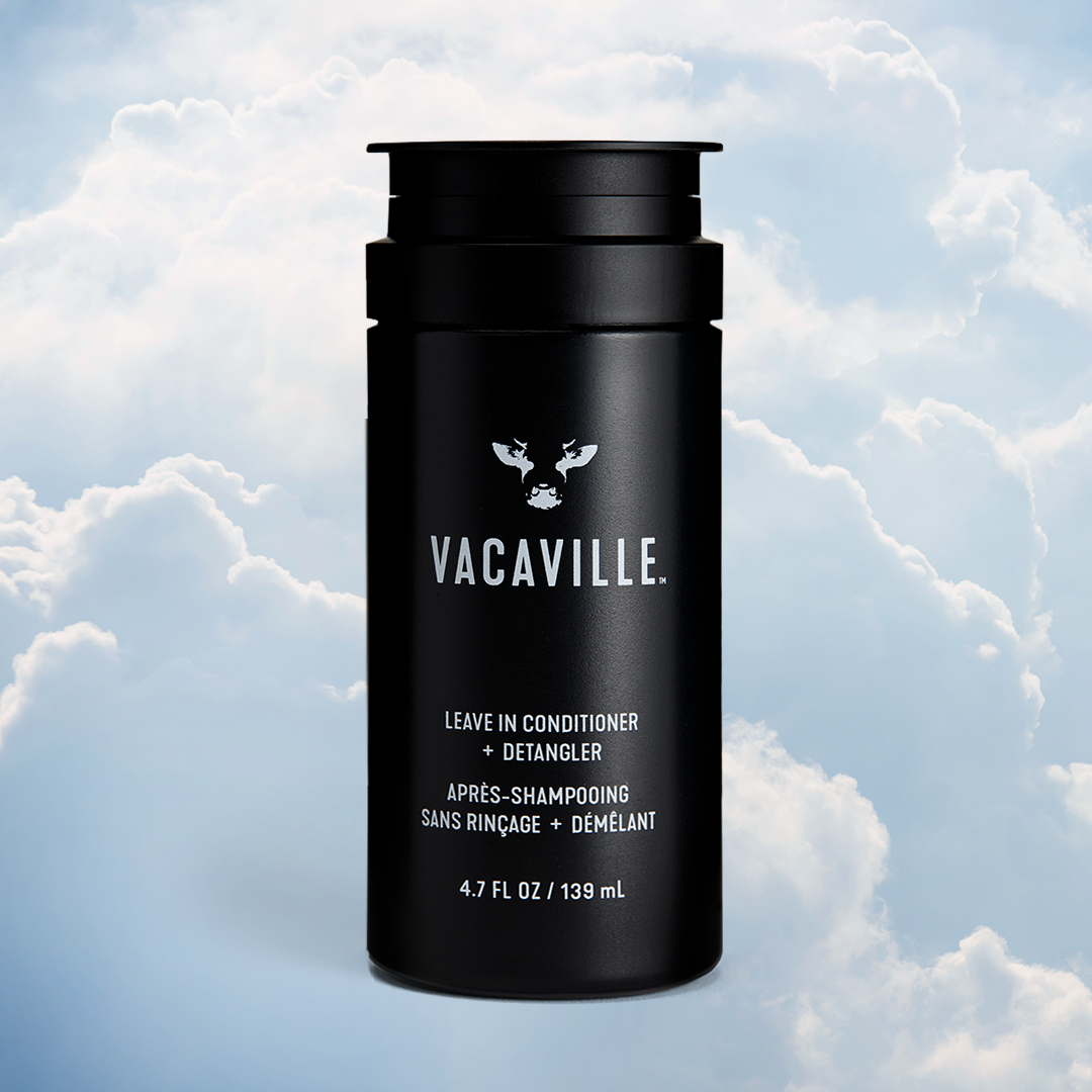 Lightweight, leave in conditioner + detangler works for all hair types. Conditions, detangles, fight frizz, adds shine, provides heat + color protection, helps maintain curl integrity. Free of silicones, sulfates, glycols, and fragrance.